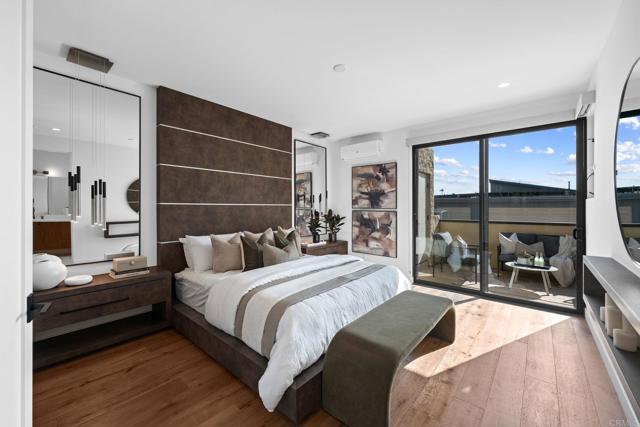 Detail Gallery Image 23 of 40 For 2172 Glasgow Ave, Cardiff By The Sea,  CA 92007 - 3 Beds | 3/1 Baths