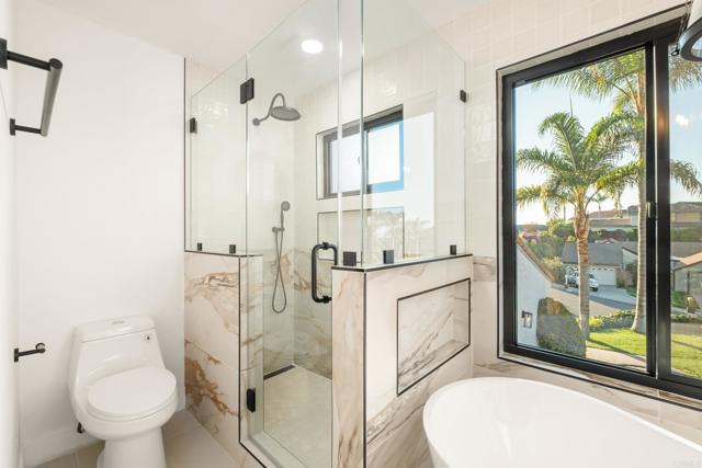 Detail Gallery Image 23 of 31 For 6844 Urubu St, Carlsbad,  CA 92009 - 3 Beds | 3 Baths