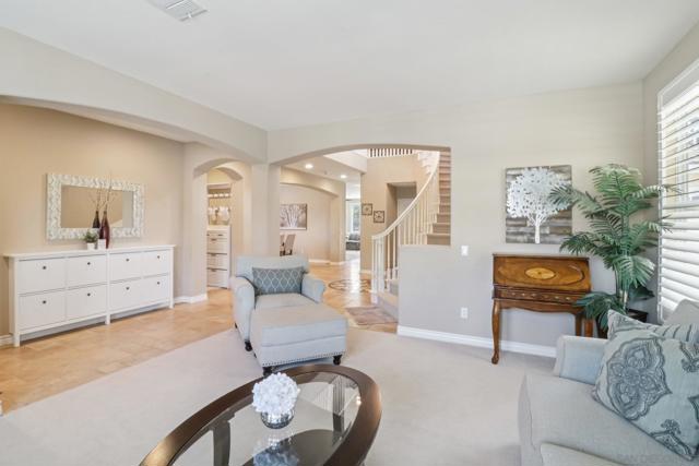 11383 Merritage Ct, San Diego CA: https://media.crmls.org/mediaz/6a43062e-f499-4281-9c9a-13886b78470d.jpg