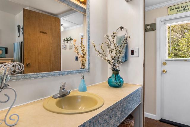 100 Rodeo Gulch Road, Soquel CA: https://media.crmls.org/mediaz/6a43f260-8fdd-4783-b475-1de0a125c689.jpg
