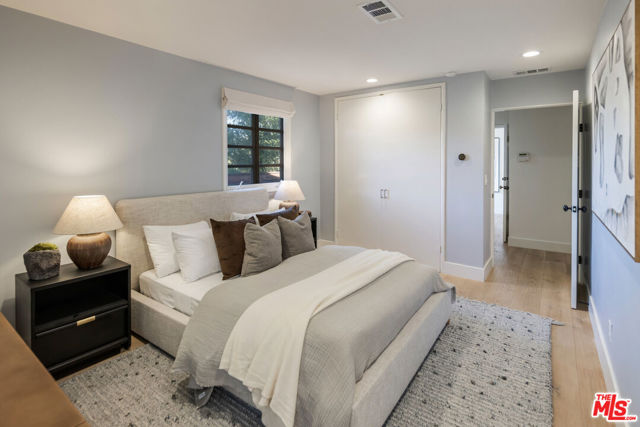 Drew Fenton | 516 Hanley Place Los Angeles CA | MLS: 7489437