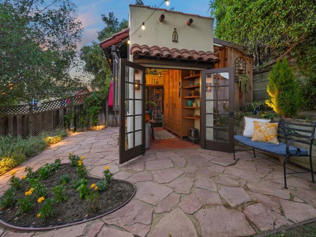 338 Gordon Avenue, San Jose CA: https://media.crmls.org/mediaz/6a460f16-f7e7-44eb-a74e-693e601c9154.jpg