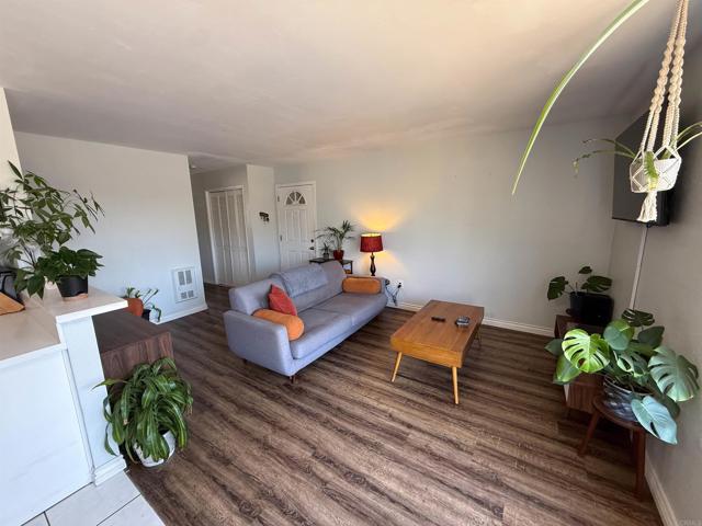 Detail Gallery Image 11 of 18 For 1647 Pentecost Way #11,  San Diego,  CA 92105 - 1 Beds | 1 Baths