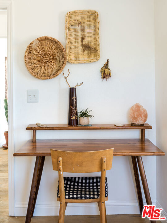 2724 Stonehill Avenue, Joshua Tree CA: https://media.crmls.org/mediaz/6a464c42-4ff9-4834-8ef4-93718c707885.jpg