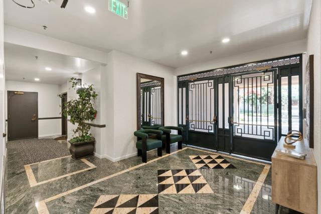 200 Sheridan Avenue, Palo Alto CA: https://media.crmls.org/mediaz/6a464f1d-32d8-42d3-8e3b-01b2e6caca7a.jpg