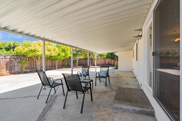 1574 S Mary Avenue, Sunnyvale CA: https://media.crmls.org/mediaz/6a48b8ba-e997-478d-bcf4-fc1c356f1d36.jpg