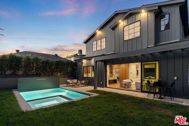 8025 Stewart Avenue, Los Angeles CA: https://media.crmls.org/mediaz/6a495020-2726-41df-bfec-ae2975f9194a.jpg