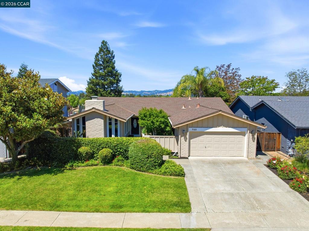 723 Navaronne Way