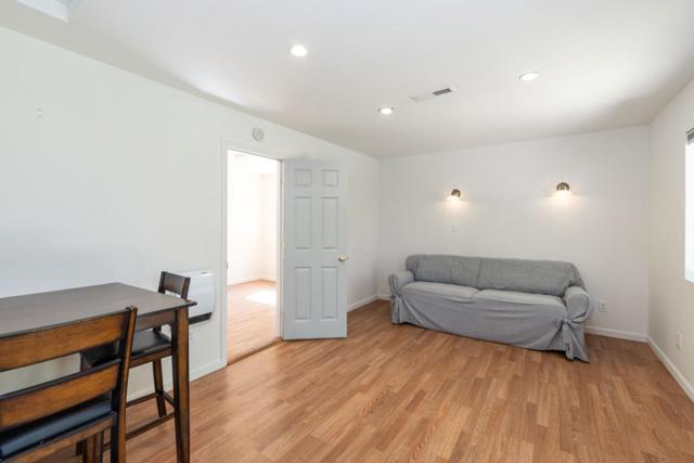 14440 Ridgecrest Road, Royal Oaks CA: https://media.crmls.org/mediaz/6a4a927c-c0ca-450f-95e3-5ff334a0a865.jpg