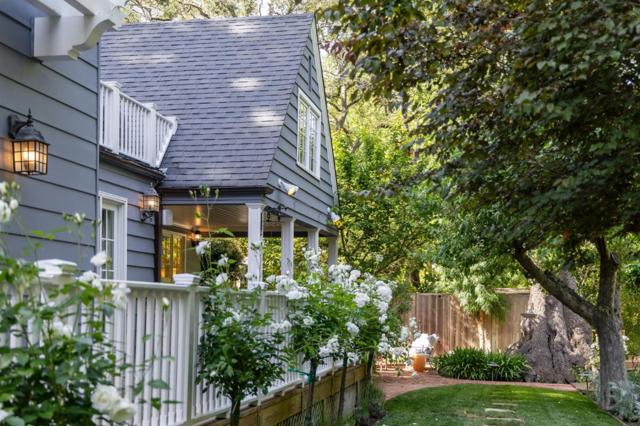 807 Crystal Springs Road, Hillsborough CA: https://media.crmls.org/mediaz/6a4ab840-79c8-4b39-8e0f-e0baba034cb2.jpg