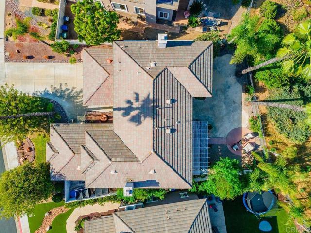 2312 Orchard View Ln., Escondido CA: https://media.crmls.org/mediaz/6a4b8062-3a66-4548-8921-de7a151fd176.jpg