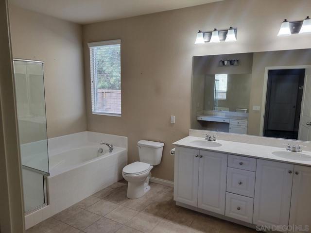 30844 View Ridge Lane, Menifee, California 92584, 3 Bedrooms Bedrooms, ,2 BathroomsBathrooms,Single Family Residence,For Sale,View Ridge Lane,250020548SD