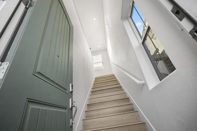 251 E Wrigleys Ave, Mountain House CA: https://media.crmls.org/mediaz/6a4b9704-dc3a-422e-a7f4-a7553a51a644.jpg