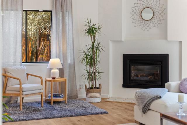 4445 Esta Lane, Soquel CA: https://media.crmls.org/mediaz/6a4c3c25-74a2-4385-bb81-927de8ee3496.jpg