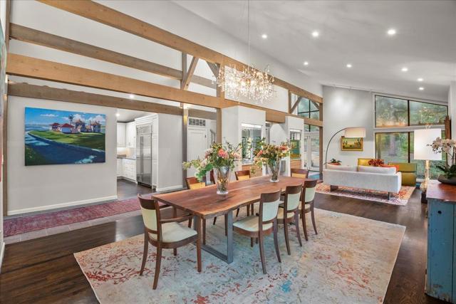 28140 Story Hill Lane, Los Altos Hills CA: https://media.crmls.org/mediaz/6a4c7717-4e55-4c55-97c8-b62f06d11da9.jpg