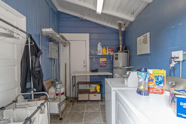 210 N Encinitas Avenue, Monrovia CA: https://media.crmls.org/mediaz/6a4d4f5e-8381-4e2b-8c19-96c3017fae33.jpg