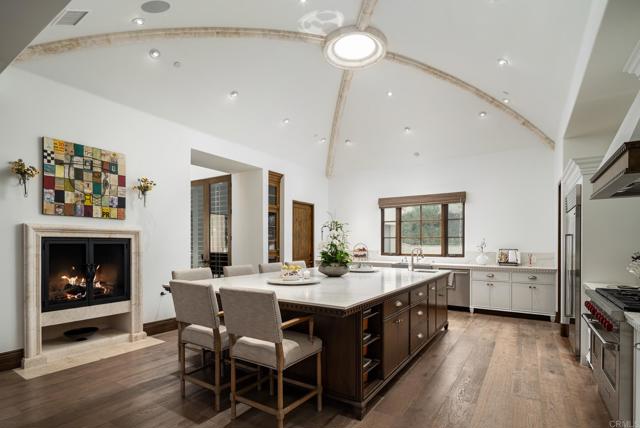 Image 13 of 40 For 18411 Calle La Serra