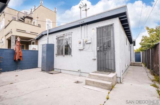 1845 47 Julian Ave, San Diego CA: https://media.crmls.org/mediaz/6a4e2d40-d563-43a2-80fd-082a28efa785.jpg