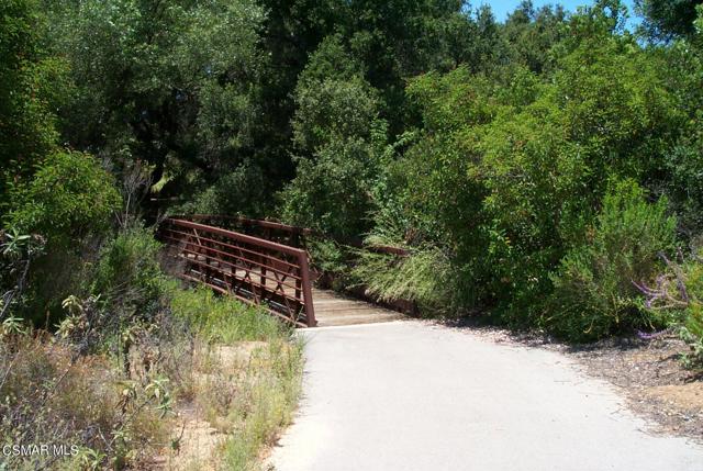 Oak Park hiking paths