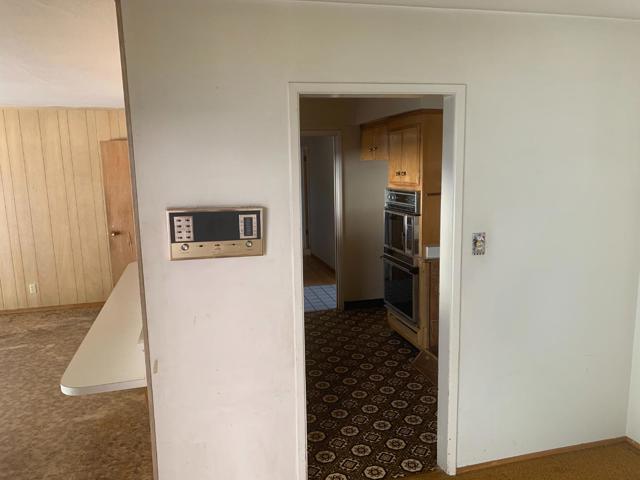 2847 Ralston Way, Hayward CA: https://media.crmls.org/mediaz/6a4fc036-550a-4da8-826f-cd528c0a2fbc.jpg