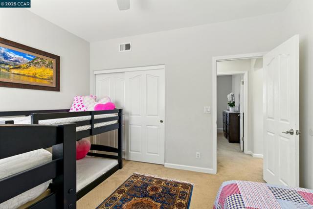 416 Ustilago Ct, San Ramon CA: https://media.crmls.org/mediaz/6a503dd3-28c7-40f2-be01-1fa8fd5a22a3.jpg