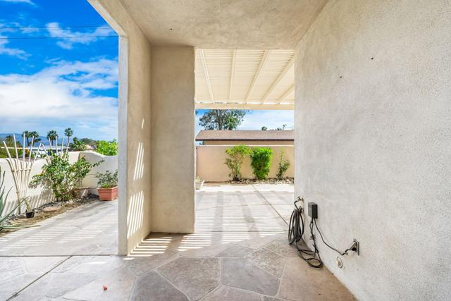 Image 31 of 59 For 51770 Eisenhower Drive