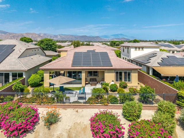 51482 Longmeadow Street, Indio CA: https://media.crmls.org/mediaz/6a52dad9-23a8-46ec-827f-a37db0667f77.jpg
