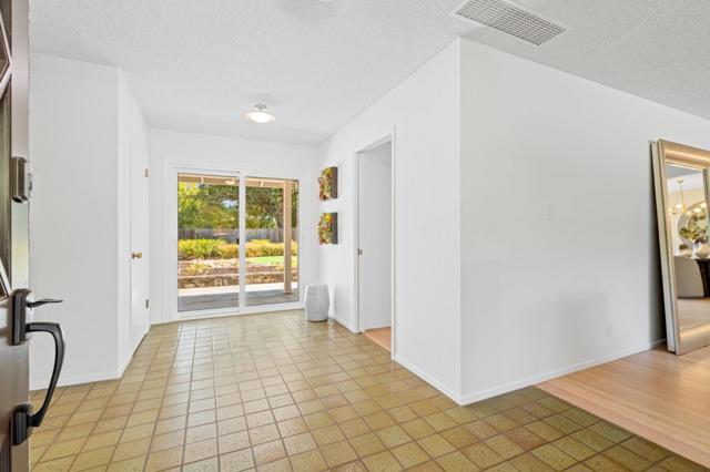 761 Woodstock Lane, Los Altos CA: https://media.crmls.org/mediaz/6a53a1ca-4f64-4419-b373-4a86230470ec.jpg