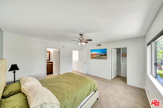 14916 Hesby Street, Sherman Oaks CA: https://media.crmls.org/mediaz/6a53dcf9-d3c1-436b-bdab-3e914c7b8a98.jpg