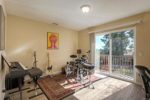 Detail Gallery Image 17 of 60 For 28242 Glenmeade Way, Escondido,  CA 92026 - 4 Beds | 3/1 Baths