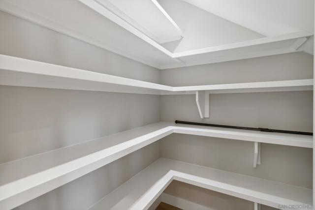 2942 Copley Ave, San Diego CA: https://media.crmls.org/mediaz/6a55b307-3cc2-40e8-b701-2ac4f57f48d8.jpg