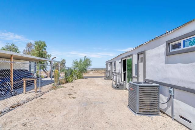 72420 Windlass Drive, Mecca CA: https://media.crmls.org/mediaz/6a561b57-ec86-4734-8e66-a871887af500.jpg