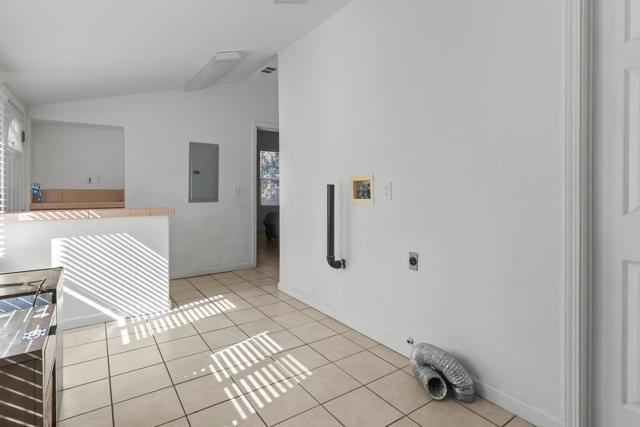 Image 14 of 50 For 402 3rd Street