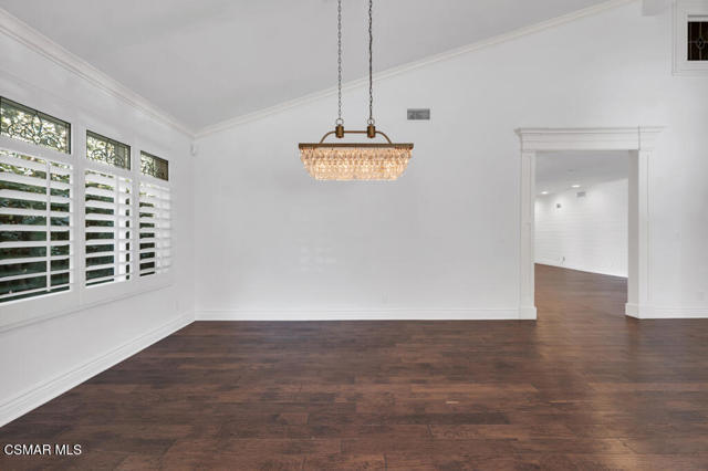 6344 Kerryhill Court, Agoura Hills CA: https://media.crmls.org/mediaz/6a5714d2-abdd-463b-8952-932b91d89341.jpg