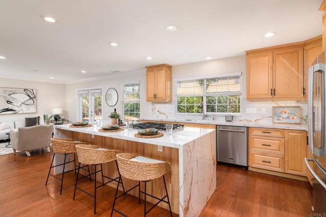 Image 10 of 45 For 1822 Burroughs St