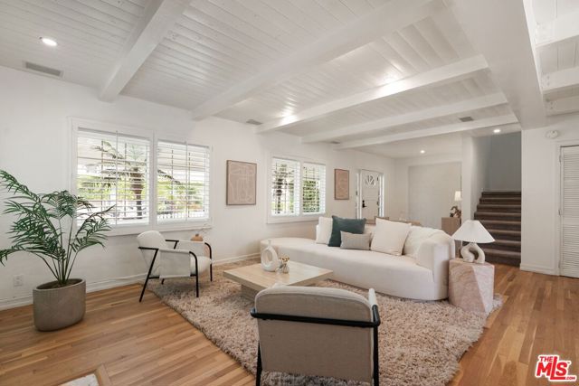3011 Clune Avenue, Venice CA: https://media.crmls.org/mediaz/6a57d7fe-d32f-449c-8cce-62687257651b.jpg