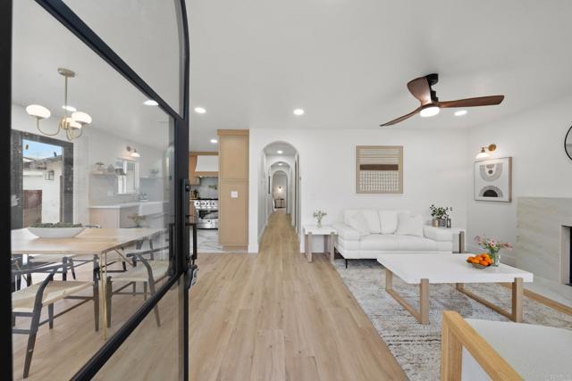 3561 Arizona St, San Diego CA: https://media.crmls.org/mediaz/6a58af9e-1b15-431c-81ee-103cbcc3e512.jpg