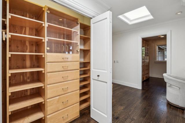 138 Bolivar Lane, Portola Valley CA: https://media.crmls.org/mediaz/6a591abc-0fd6-4d77-9b0b-43457d291d07.jpg