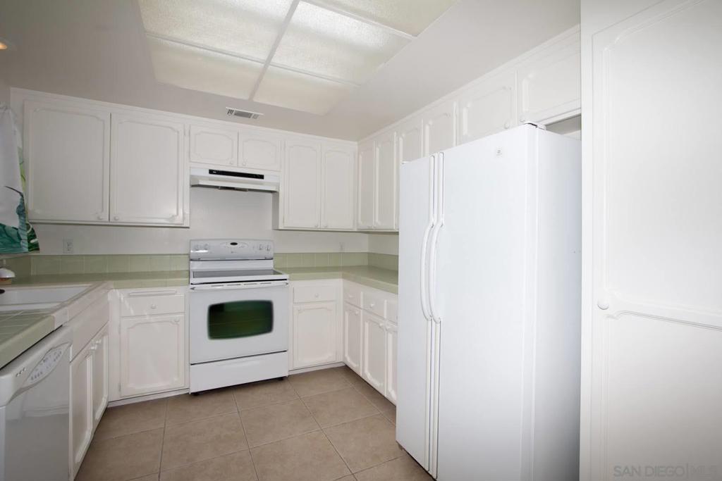 16644 Roca Dr. - photo 5