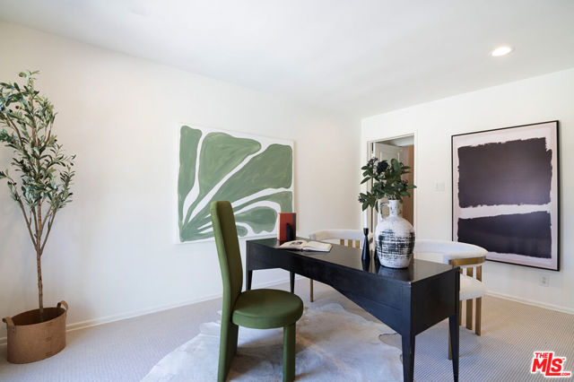 110 S Fuller Avenue, Los Angeles CA: https://media.crmls.org/mediaz/6a5e14a5-9278-48f4-b350-e5744c1110c9.jpg