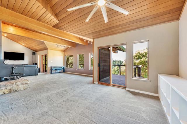 950 Oak Ridge Road, Los Gatos CA: https://media.crmls.org/mediaz/6a5e92d2-0ed6-45a7-a530-9510f1548408.jpg