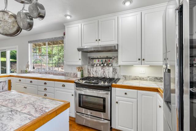 16795 Jackson Oaks Drive, Morgan Hill CA: https://media.crmls.org/mediaz/6a5f263b-69ee-4600-bd48-830c5a0067df.jpg