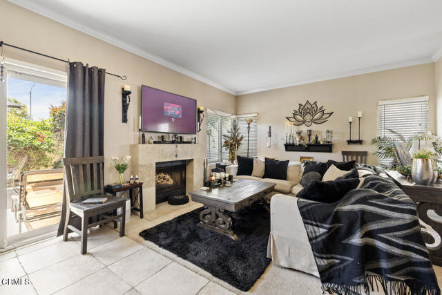 Detail Gallery Image 12 of 27 For 4733 Penrose Ave, Moorpark,  CA 93021 - 3 Beds | 2/1 Baths