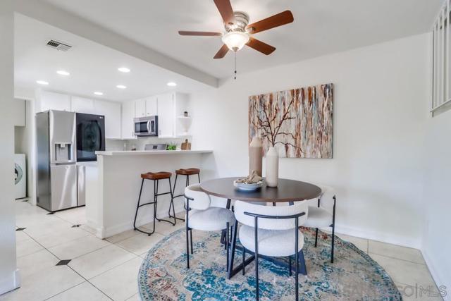 10262 Michala, Santee CA: https://media.crmls.org/mediaz/6a612e04-6c90-4065-a3cb-c22472e2a04d.jpg