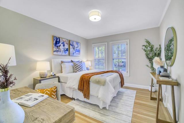 430 26th Avenue, San Mateo CA: https://media.crmls.org/mediaz/6a623118-a97e-4e0e-83fe-567b9fb66da3.jpg