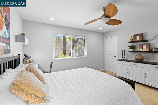 1237 Pine Creek Way, Concord CA: https://media.crmls.org/mediaz/6a62a0aa-4c89-4399-aa67-a79df8e29ad0.jpg