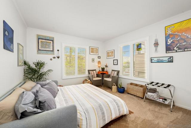 7560 Eads Ave, La Jolla CA: https://media.crmls.org/mediaz/6a641092-d37c-49ea-ac25-99af870df103.jpg