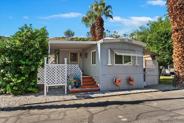 93 Jupiter Street, Palm Springs CA: https://media.crmls.org/mediaz/6a643220-172d-4e29-9433-c6e02e663434.jpg