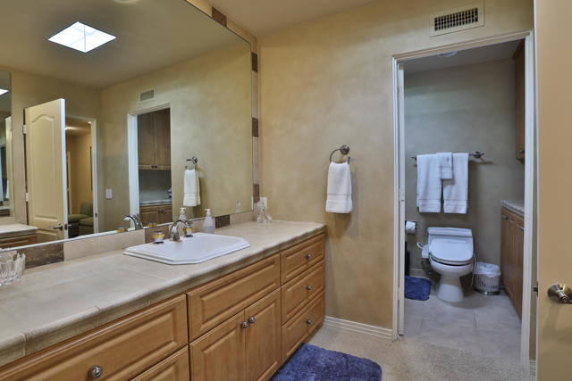 45735 Pawnee Road, Indian Wells CA: https://media.crmls.org/mediaz/6a64cddc-d783-4c11-ad84-f59eb46ab92e.jpg
