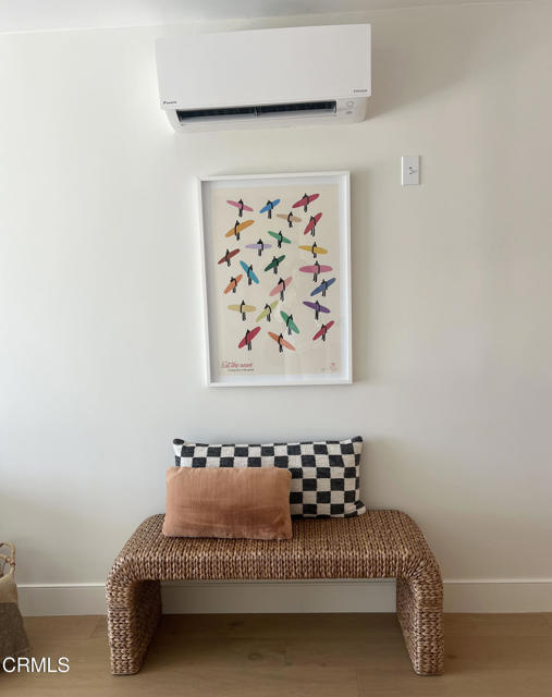 5135 w W Wooley Road, Oxnard CA: https://media.crmls.org/mediaz/6a66d95f-1dad-4669-ad2c-f0933b1088ad.jpg